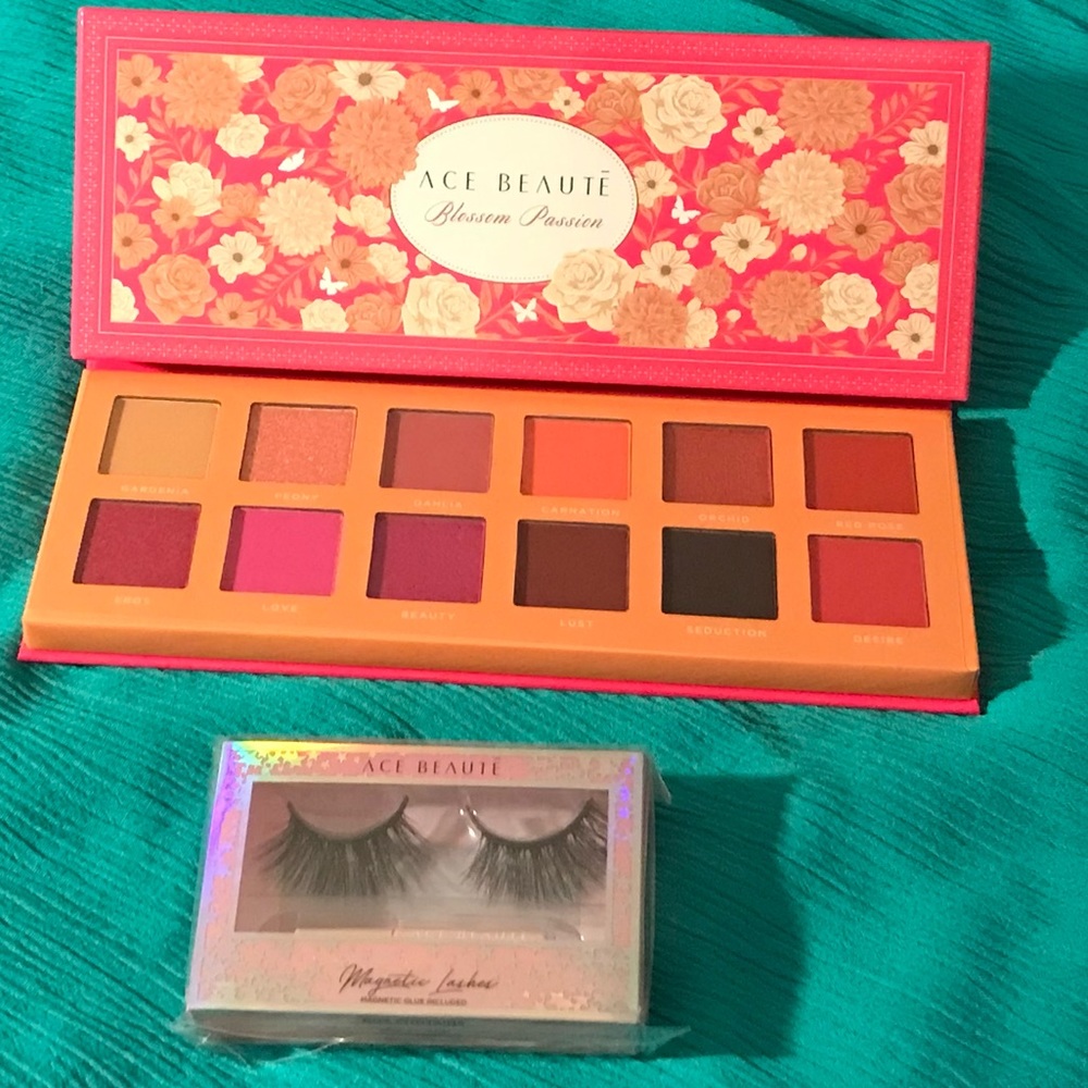 NIB Ace Beaute Blossom Passion palette and falsies